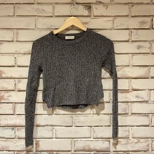 Babaton long sleeve ribbed crop lightweight sweater